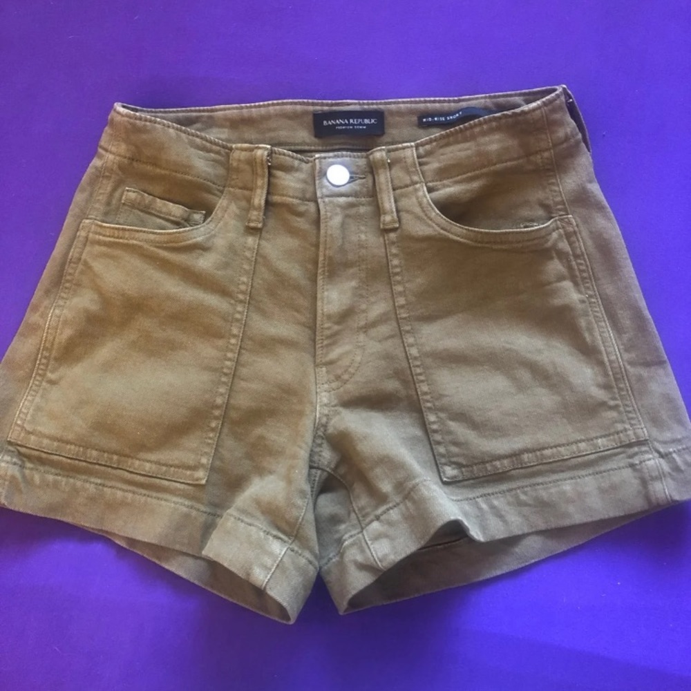 Banana Republic shorts